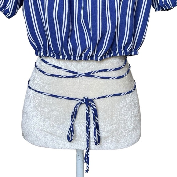 Free Kisses Nautical Striped Off On Shoulders Crop Top Blouse Women’s Size XL - Picture 6 of 8